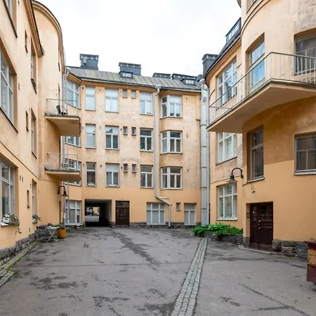 2ndhomes Large Next To The Esplanade Park Helsinki